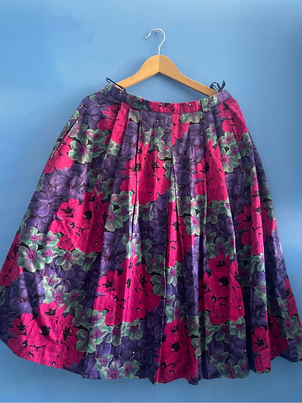Vintage Floral Midi Skirt in Purple & Fuchsia